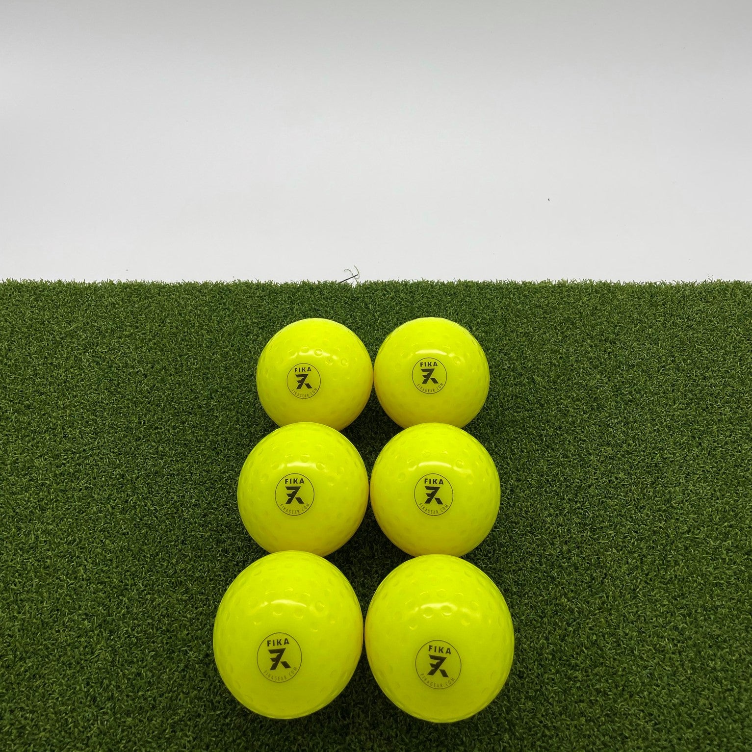 Match ball, dimple, color white or yellow. Per 6 pieces.
